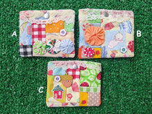 Load image into Gallery viewer, patchwork collage snap pochette
