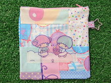 Load image into Gallery viewer, dreamy twins patchwork zipper bag
